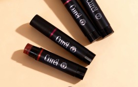 珂润护唇搭子，提升你的新年“唇”在感！